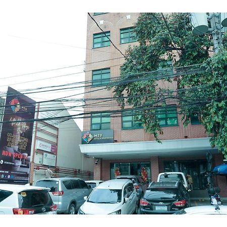 M28 Hotel And Apartments Quezon City Kültér fotó