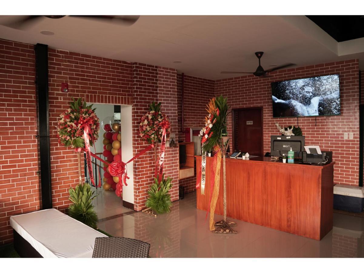 M28 Hotel And Apartments Quezon City Kültér fotó
