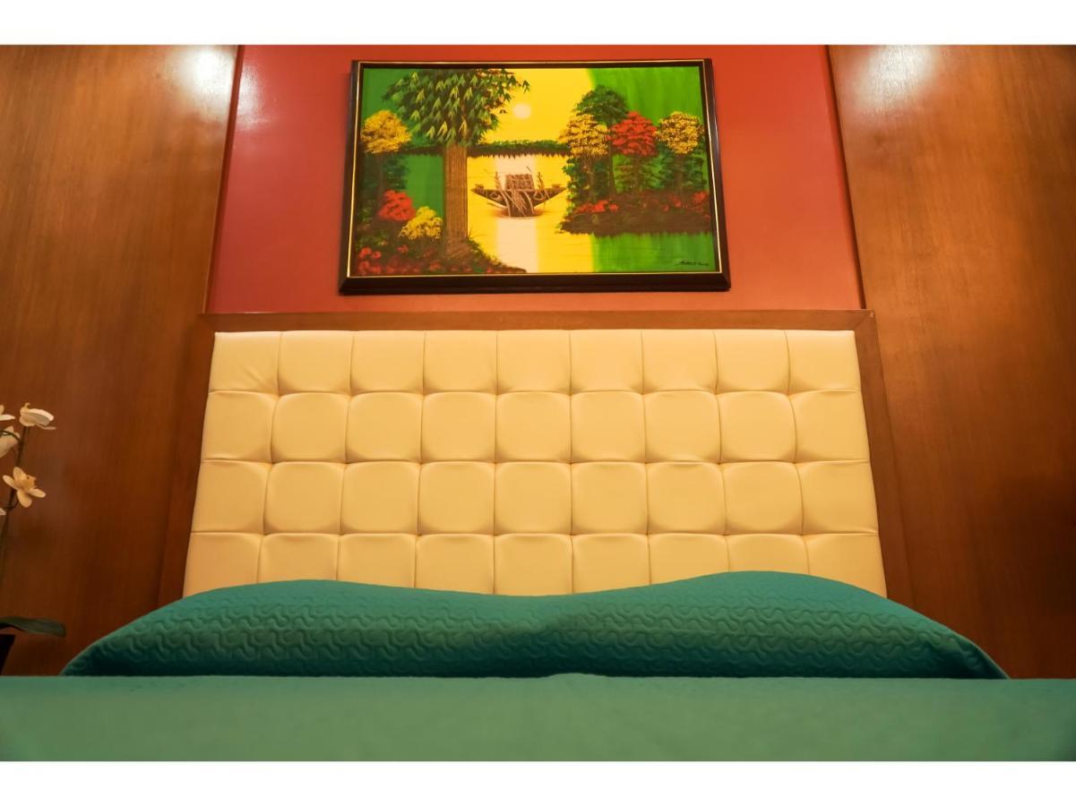 M28 Hotel And Apartments Quezon City Kültér fotó