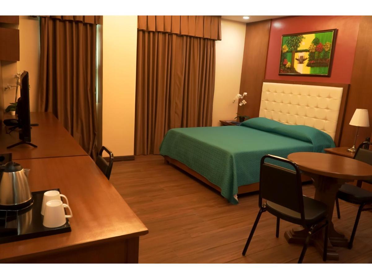 M28 Hotel And Apartments Quezon City Kültér fotó