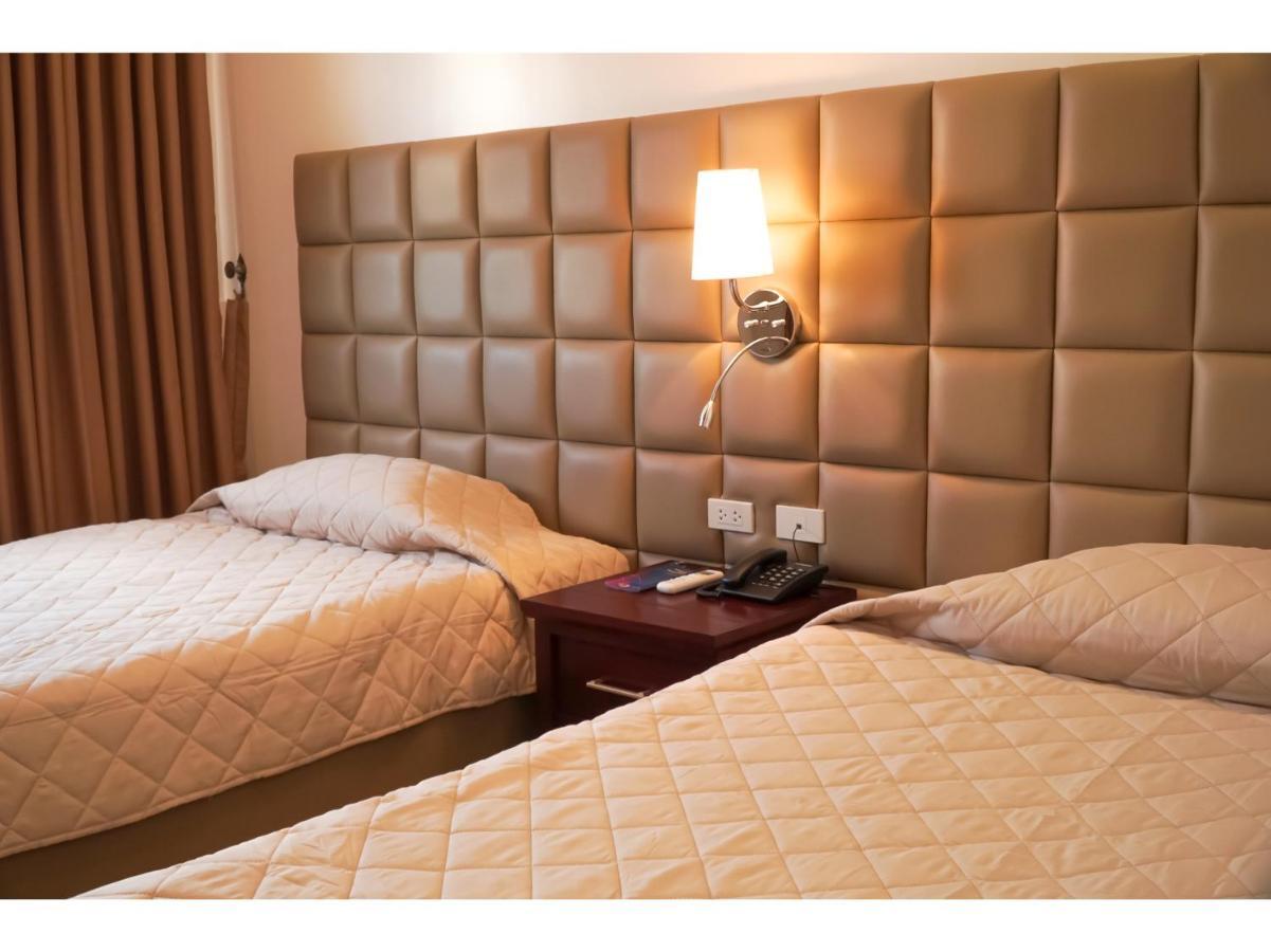 M28 Hotel And Apartments Quezon City Kültér fotó