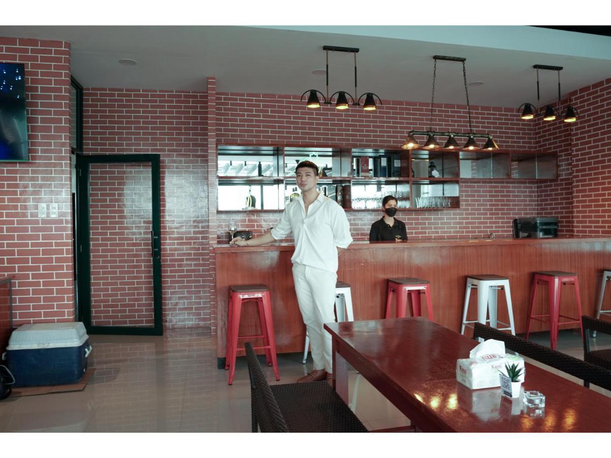 M28 Hotel And Apartments Quezon City Kültér fotó